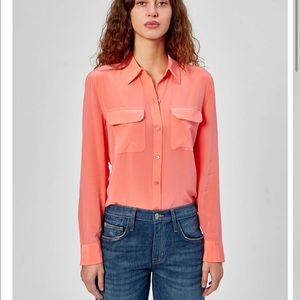 Equipment coral / melon silk signature top size small